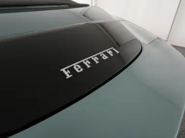 FERRARI Roma Spider Special Color Celleste Trevi