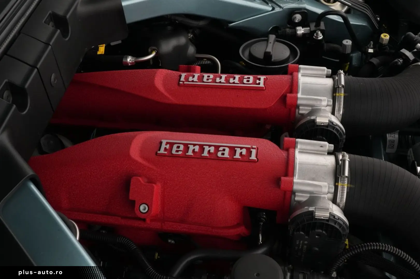 FERRARI Roma Spider Special Color Celleste Trevi