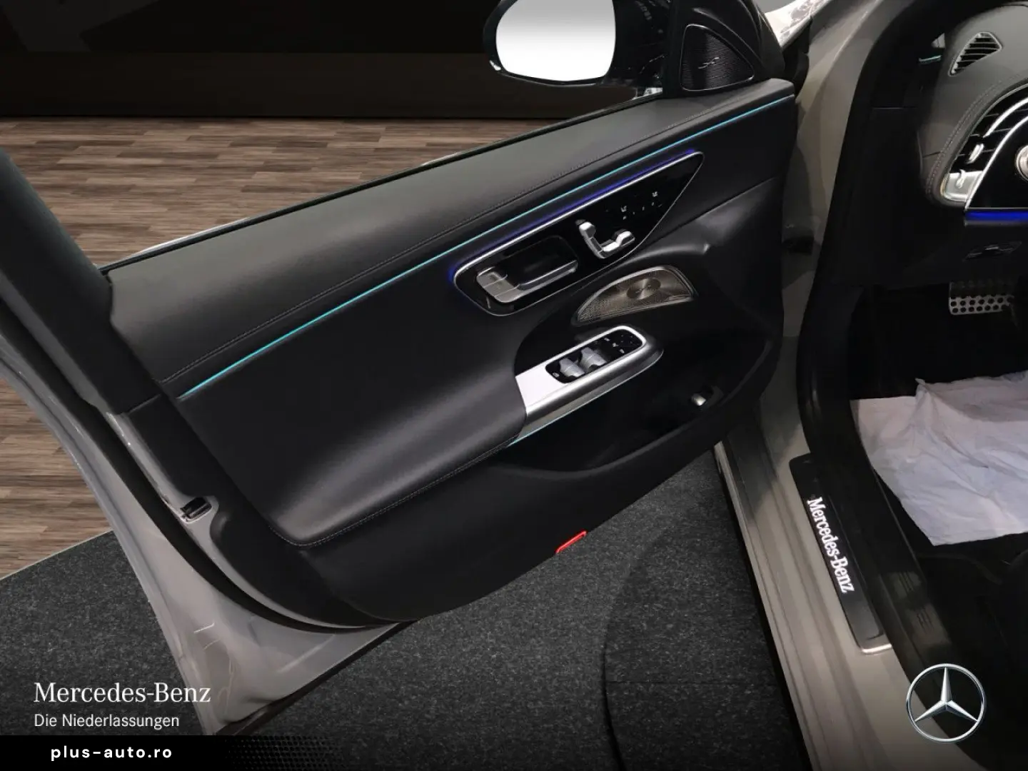 MERCEDES-BENZ E 220 d AMG Premium   Night DISTR  21 &hellip;