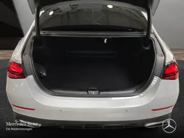 MERCEDES-BENZ E 220 d AMG Premium   Night DISTR  21 &hellip;