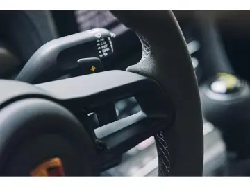 Porsche Cayman GT4 RS Weissach