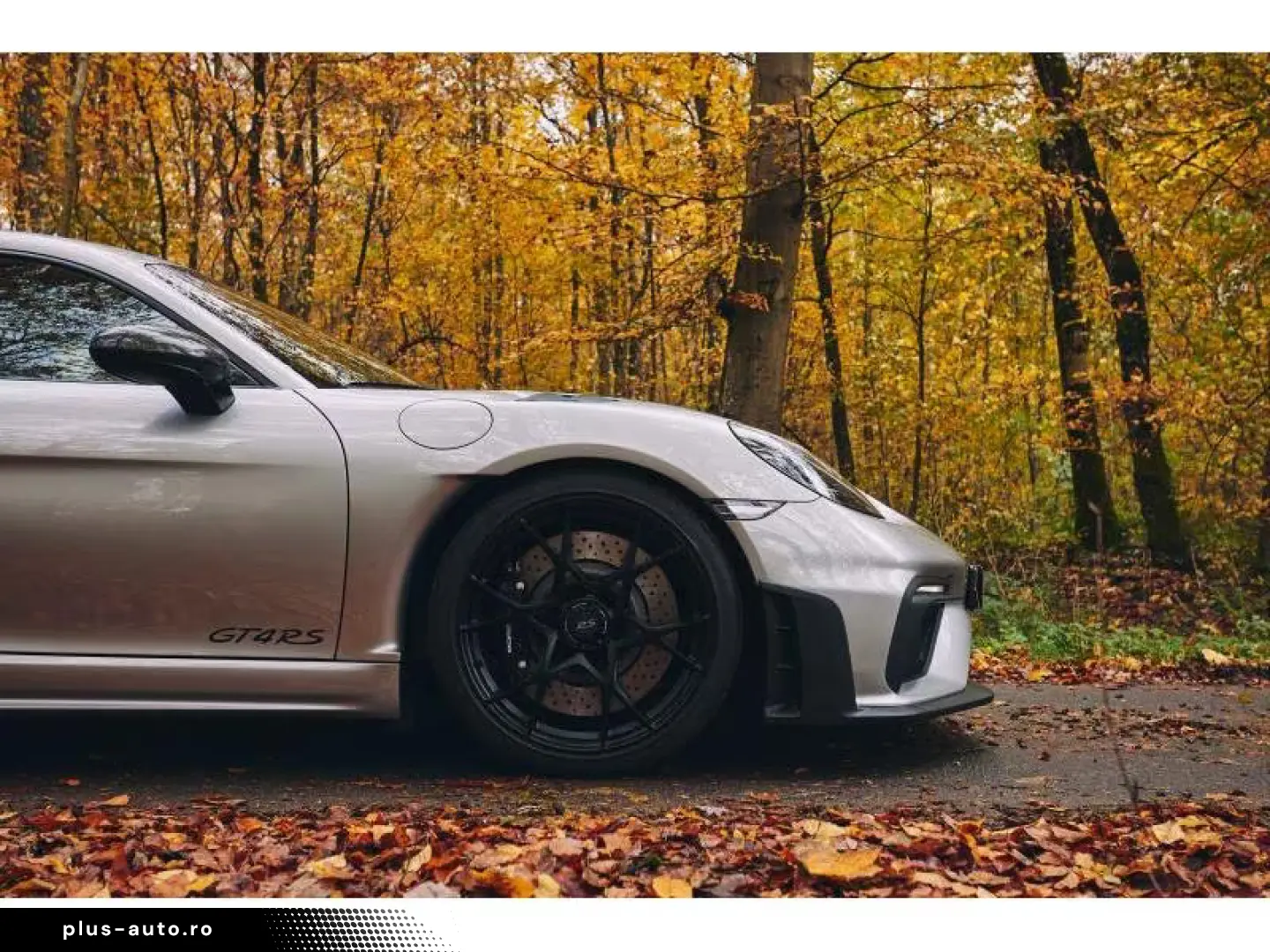 Porsche Cayman GT4 RS Weissach