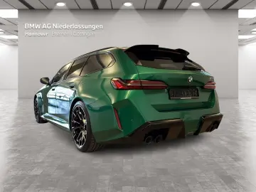 BMW M5 Touring DAProf VentilatedS 360 IcGlow B&W