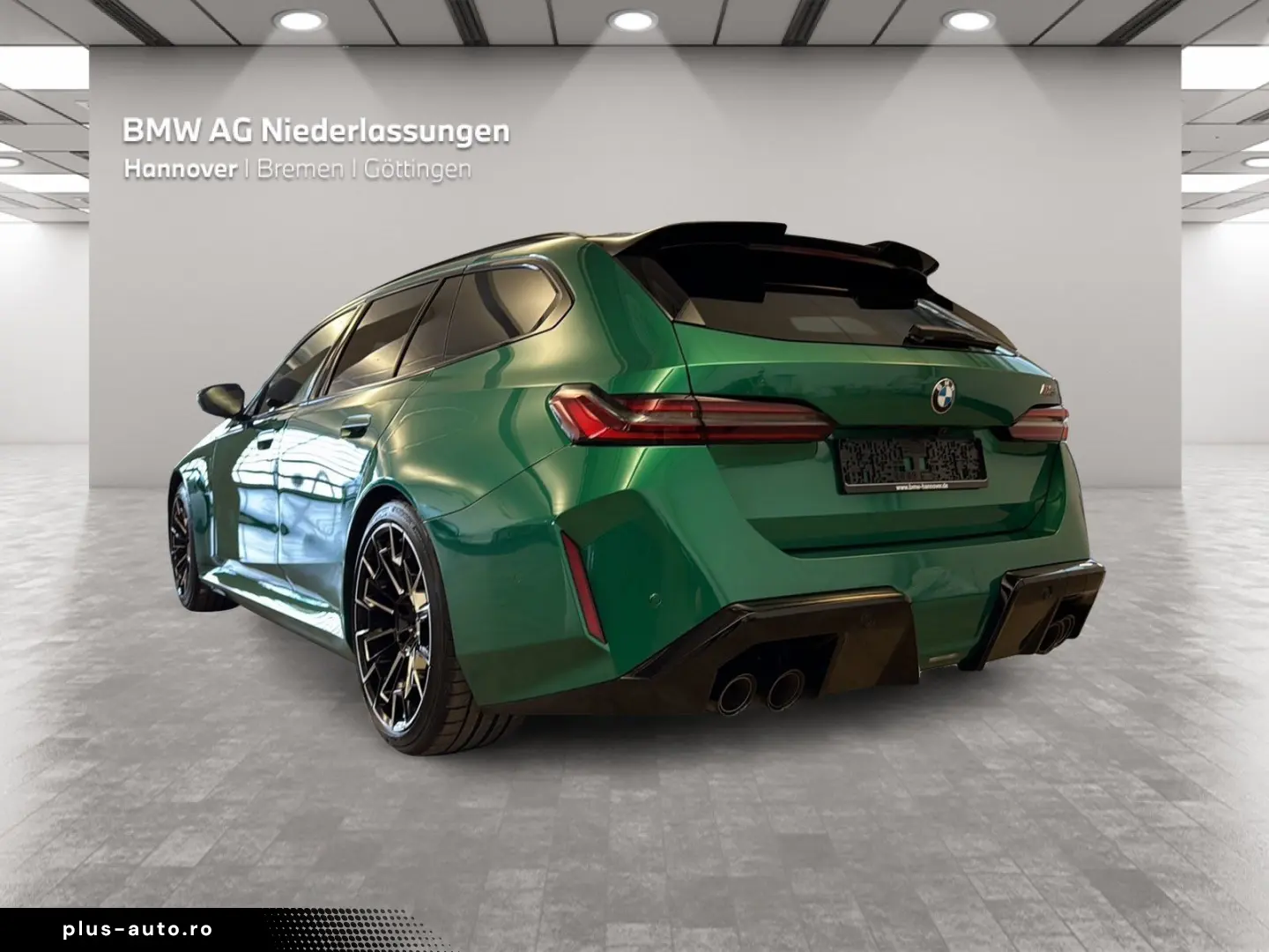 BMW M5 Touring DAProf VentilatedS 360 IcGlow B&W