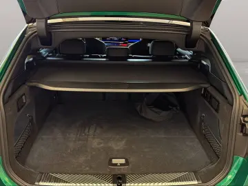 BMW M5 Touring DAProf VentilatedS 360 IcGlow B&W