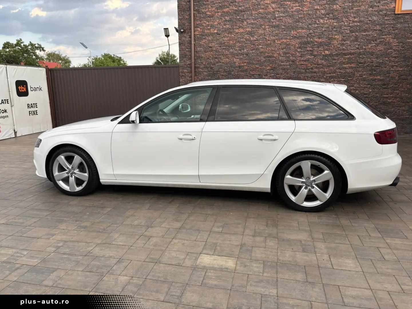 Audi A4 2009 2 0