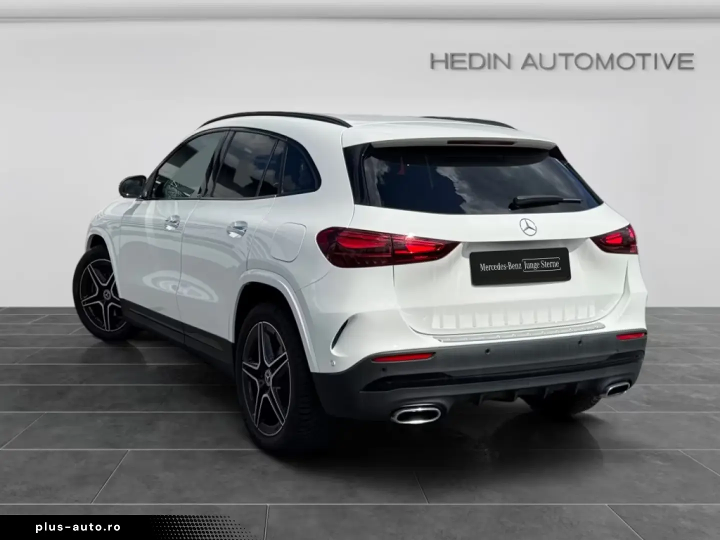 Mercedes-Benz GLA 180 AMG NIGHT