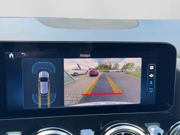 Mercedes-Benz GLA 180 AMG NIGHT