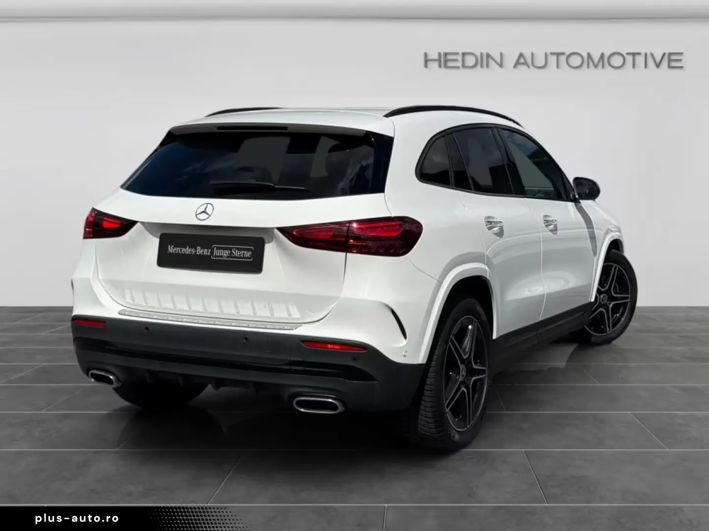 Mercedes-Benz GLA 180 AMG NIGHT