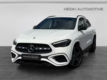 Mercedes-Benz GLA 180 AMG NIGHT
