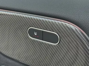 Mercedes-Benz GLA 180 AMG NIGHT