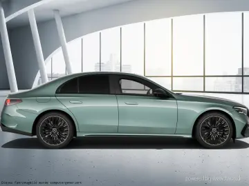 MERCEDES-BENZ E 300 e 4M AMG Superscreen Airmatic Pano