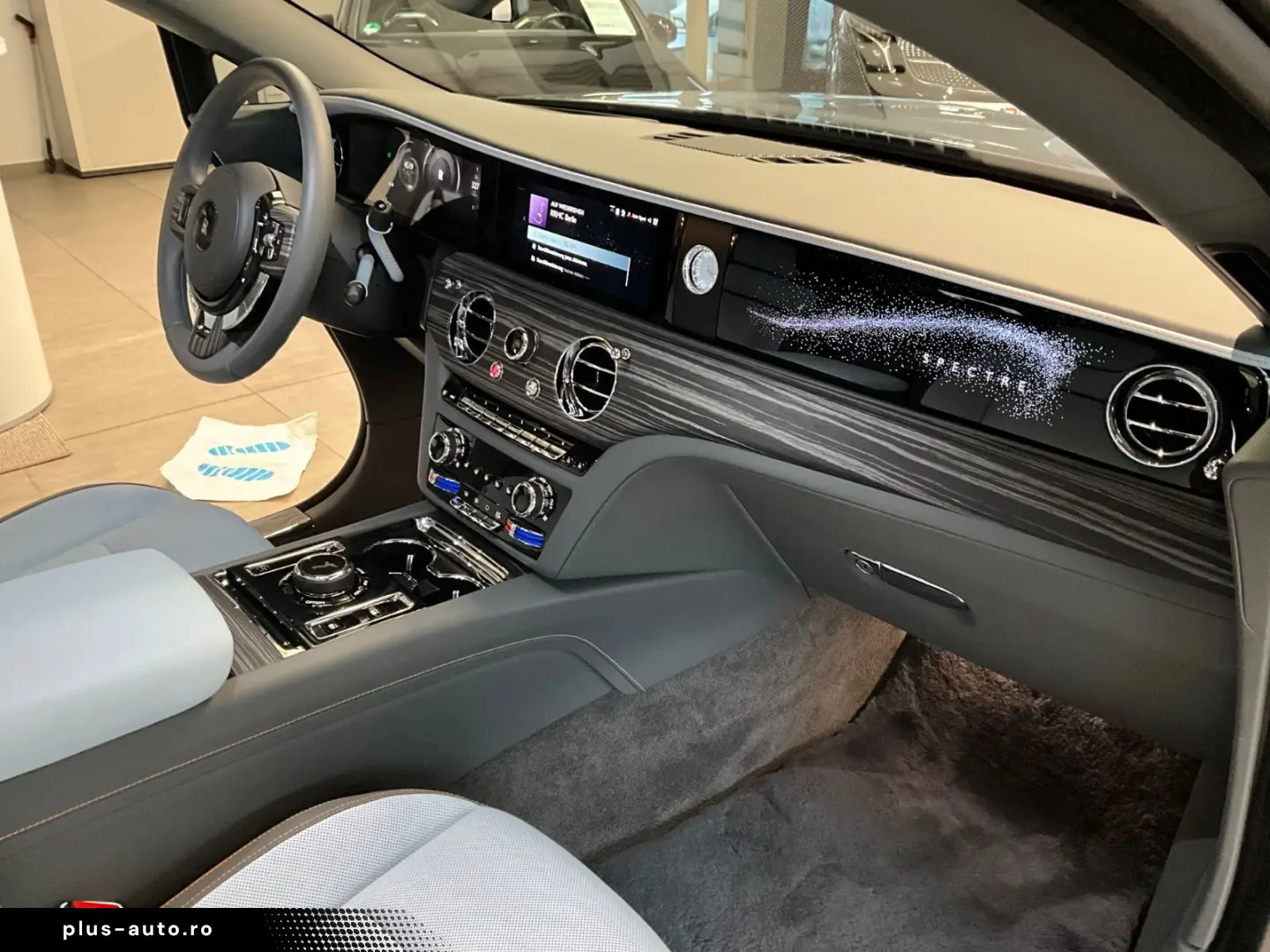 ROLLS ROYCE Spectre HUD 360  Kamera LED  NP 521.000 €