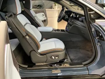 ROLLS ROYCE Spectre HUD 360  Kamera LED  NP 521.000 €