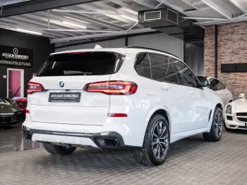 BMW X5 xDrive 30d M SPORT PANO LASER H&K HEAD 1.HAND