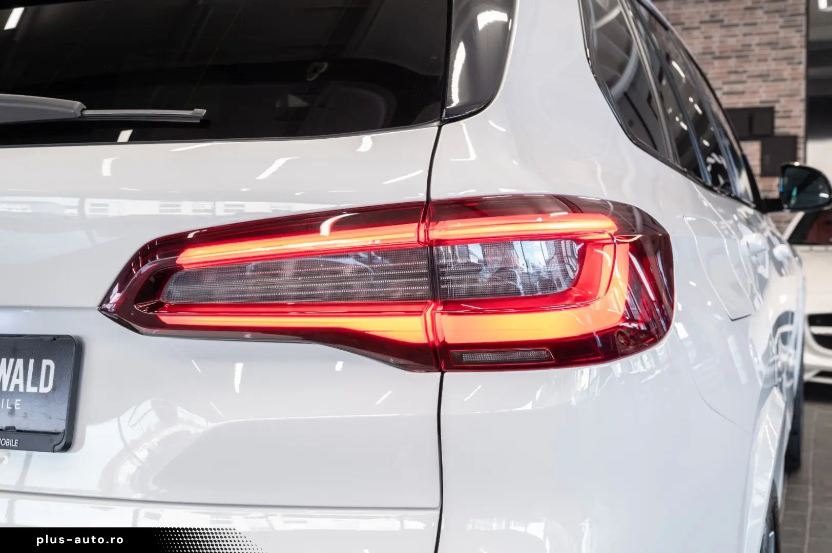 BMW X5 xDrive 30d M SPORT PANO LASER H&K HEAD 1.HAND