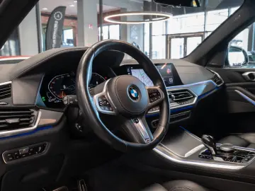 BMW X5 xDrive 30d M SPORT PANO LASER H&K HEAD 1.HAND