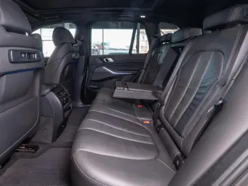 BMW X5 xDrive 30d M SPORT PANO LASER H&K HEAD 1.HAND