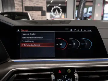 BMW X5 xDrive 30d M SPORT PANO LASER H&K HEAD 1.HAND