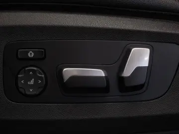 BMW X5 xDrive 30d M SPORT PANO LASER H&K HEAD 1.HAND