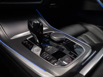 BMW X5 xDrive 30d M SPORT PANO LASER H&K HEAD 1.HAND