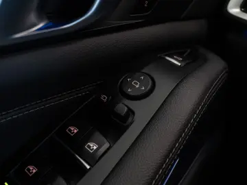 BMW X5 xDrive 30d M SPORT PANO LASER H&K HEAD 1.HAND