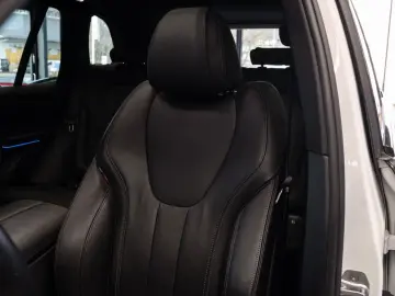 BMW X5 xDrive 30d M SPORT PANO LASER H&K HEAD 1.HAND