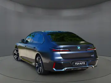 BMW i7 xDrive60 PANO M INDIVIDUAL