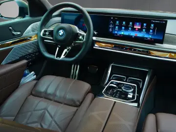 BMW i7 xDrive60 PANO M INDIVIDUAL