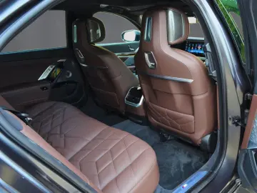 BMW i7 xDrive60 PANO M INDIVIDUAL