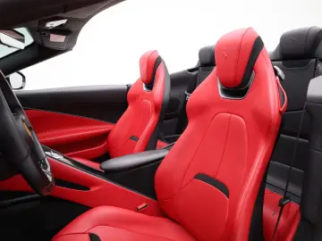 FERRARI Roma Spider - NERO PUROSANGUE - FERRARI HAMBURG