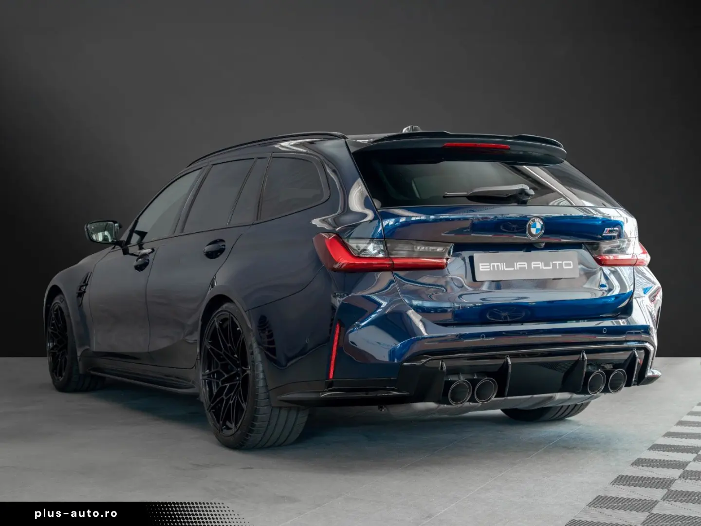 BMW M3 Touring xDrive Competition Individuallack