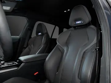 BMW M3 Touring xDrive Competition Individuallack