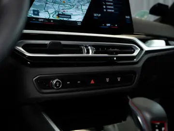 BMW M3 Touring xDrive Competition Individuallack