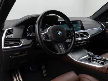 BMW X5 xD40d M Sport 360  Laser HUD DAB Individual