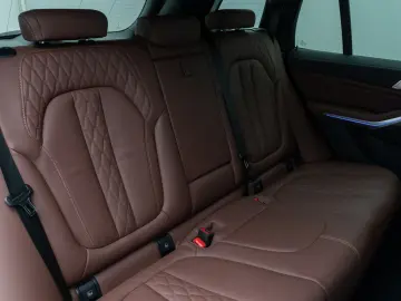 BMW X5 xD40d M Sport 360  Laser HUD DAB Individual