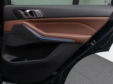 BMW X5 xD40d M Sport 360  Laser HUD DAB Individual