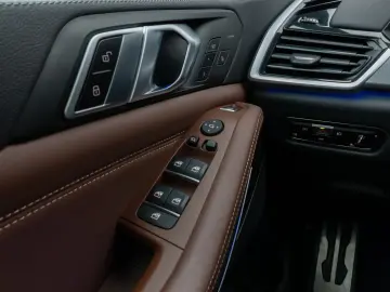 BMW X5 xD40d M Sport 360  Laser HUD DAB Individual