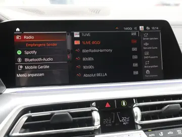 BMW X5 xDrive30d M Sport ACC Standhz Pano HUD AHK 22