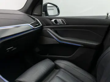 BMW X5 M50i Panorama 360  Laser HUD H K Individual