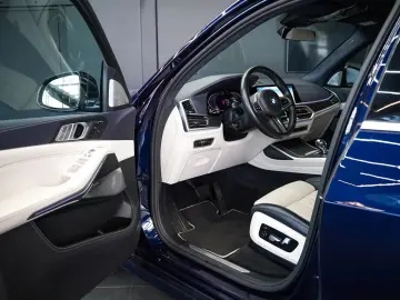 BMW X7 xDrive 40 d Design Pure Excellence INDIVIDUAL