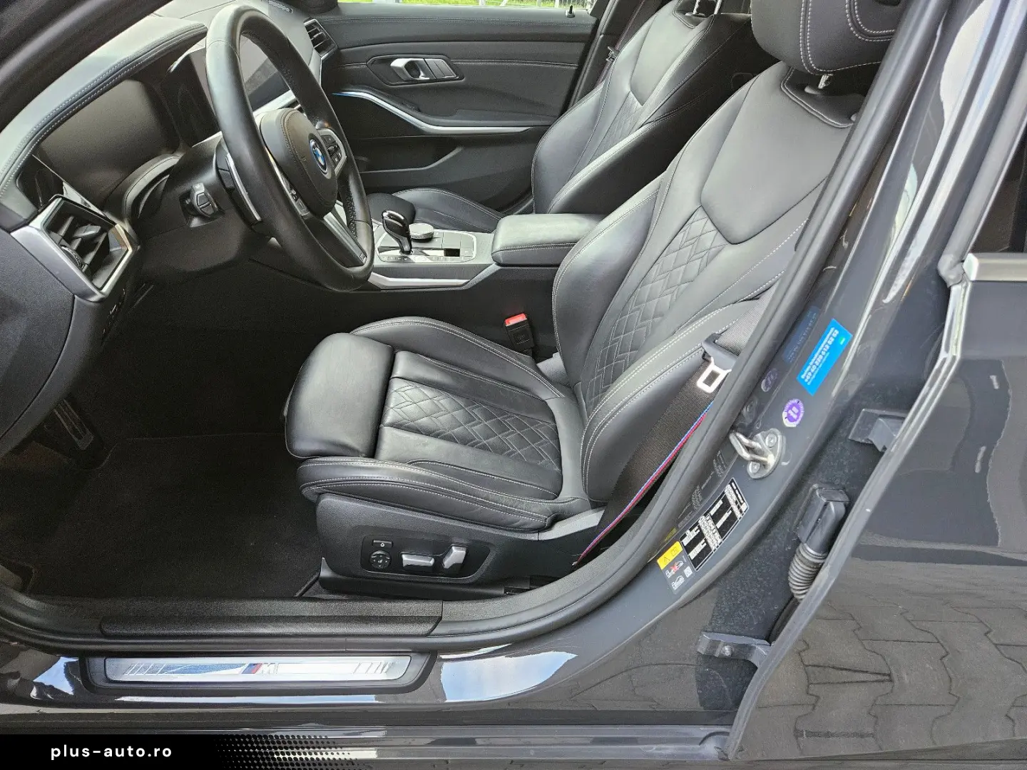 BMW 330e T M Sport 1Hand Individual Top Zustand