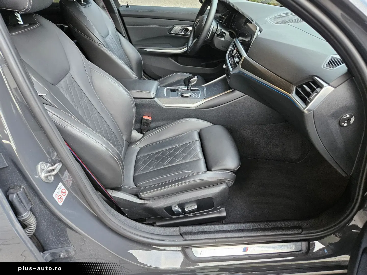 BMW 330e T M Sport 1Hand Individual Top Zustand