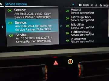 BMW 330e T M Sport 1Hand Individual Top Zustand