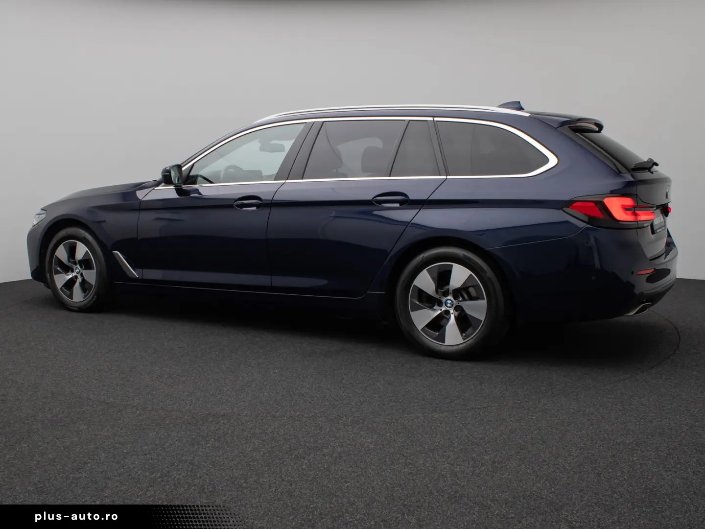 BMW 520d xD Panorama Massage HUD H K Individual-Voll