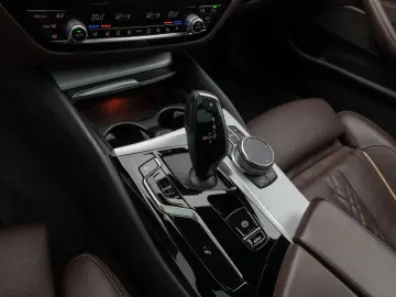 BMW 520d xD Panorama Massage HUD H K Individual-Voll