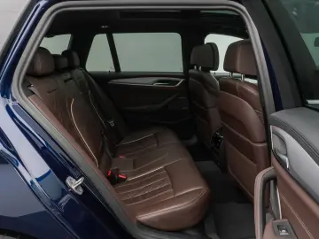 BMW 520d xD Panorama Massage HUD H K Individual-Voll