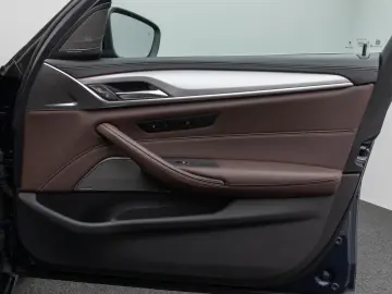 BMW 520d xD Panorama Massage HUD H K Individual-Voll