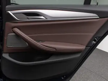 BMW 520d xD Panorama Massage HUD H K Individual-Voll