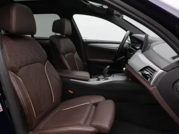 BMW 520d xD Panorama Massage HUD H K Individual-Voll